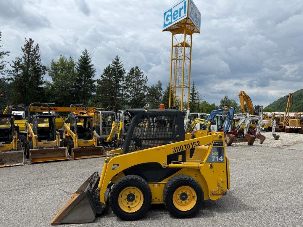 Komatsu SK714-5 (4026) - Міні-навантажувач: фото 3 Komatsu SK714-5 (4026) - Міні-навантажувач: фото 3