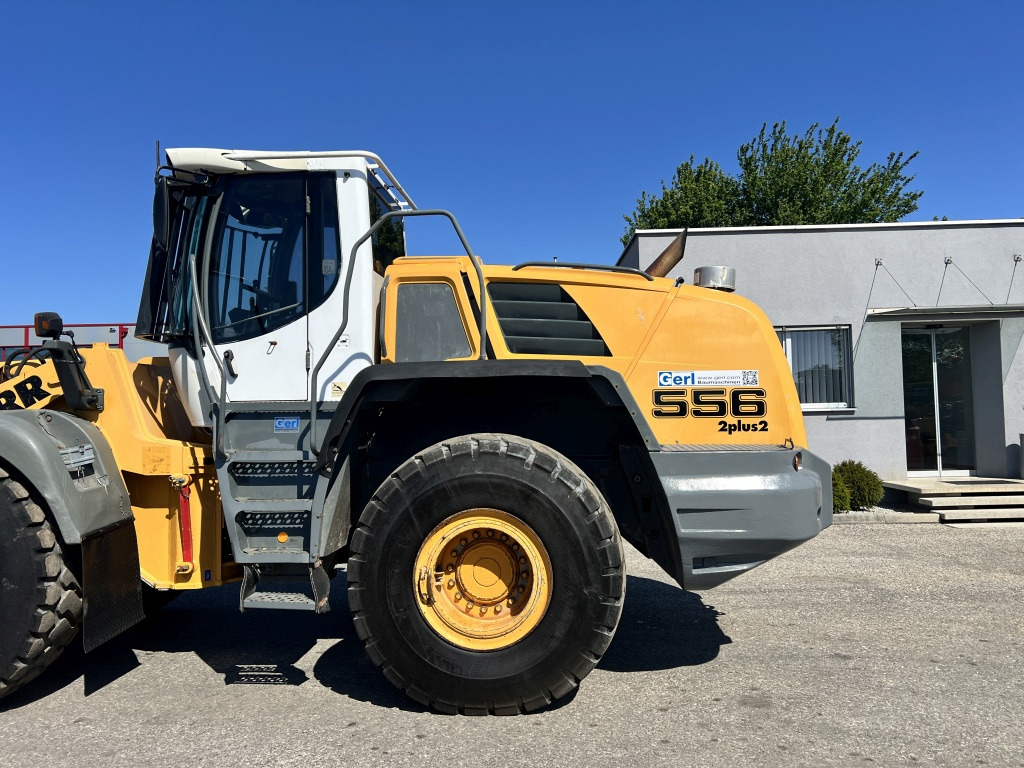 Liebherr L 556 (111583) - Колісний навантажувач: фото 2 Liebherr L 556 (111583) - Колісний навантажувач: фото 2