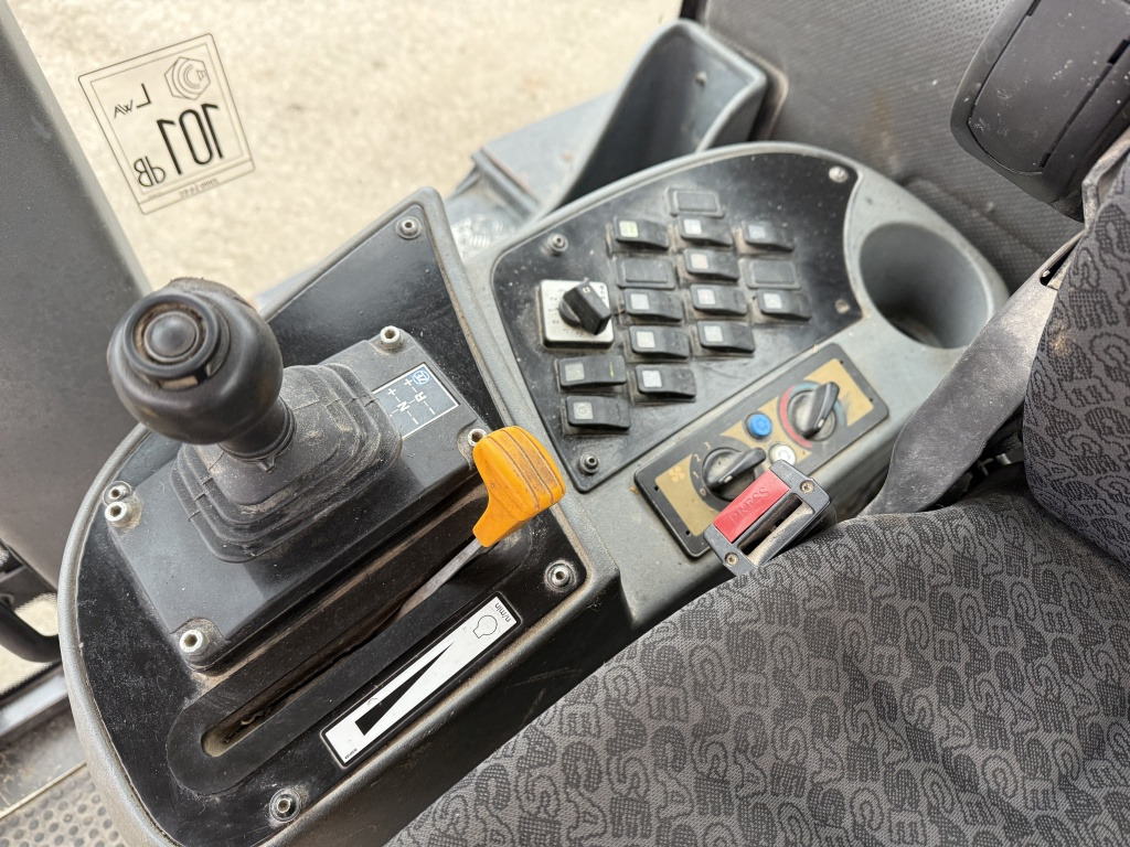 Грейдер New Holland F 156.7A (111785): фото 11