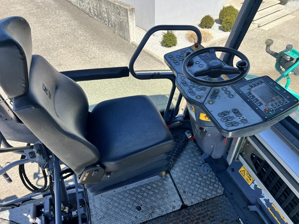 Асфальтоукладач Vögele Super 1803-3i (111558): фото 8