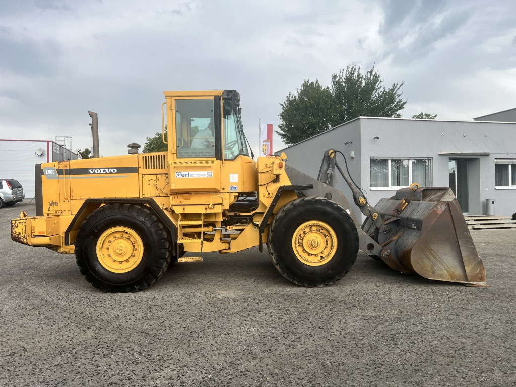 Volvo L 90 C (111618) - Колісний навантажувач: фото 4 Volvo L 90 C (111618) - Колісний навантажувач: фото 4