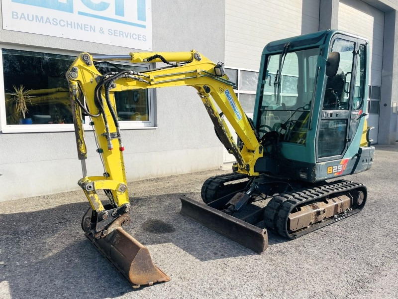Yanmar B25V (3699) - Міні-екскаватор: фото 4 Yanmar B25V (3699) - Міні-екскаватор: фото 4