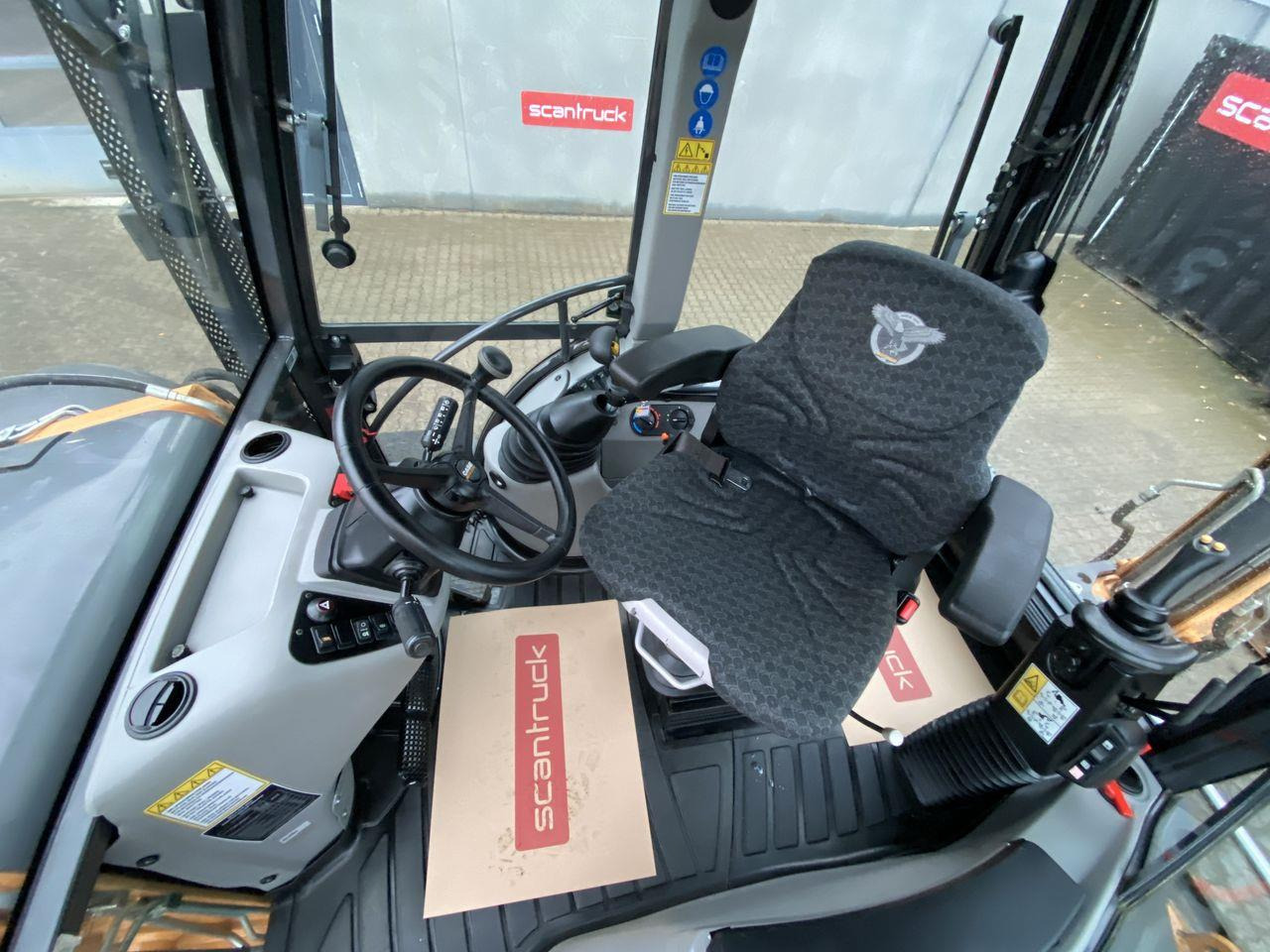 Case 695 ST - Екскаватор-навантажувач: фото 3 Case 695 ST - Екскаватор-навантажувач: фото 3