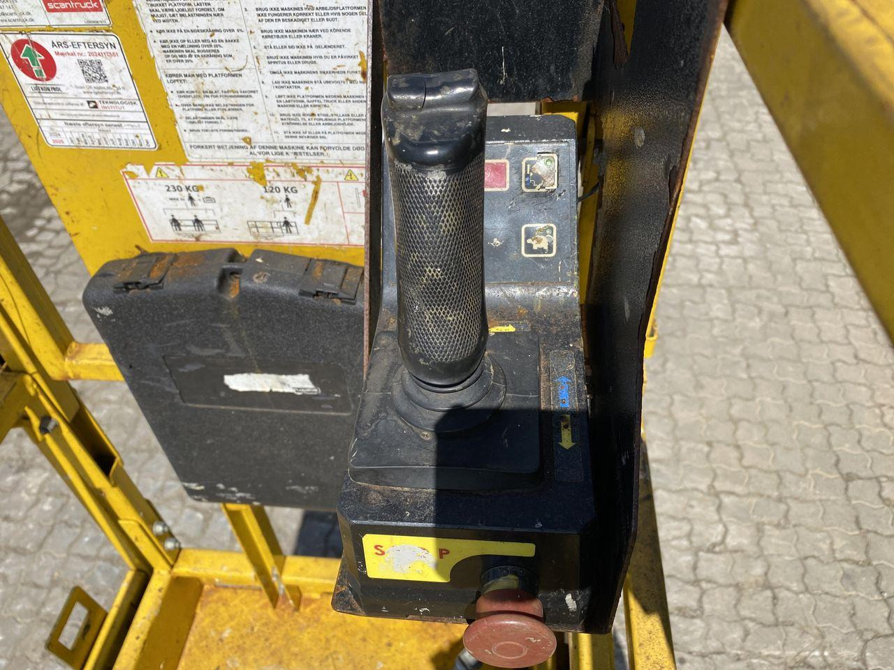 GMG 1930-ED 2.0 - Ножичний підйомник: фото 3 GMG 1930-ED 2.0 - Ножичний підйомник: фото 3