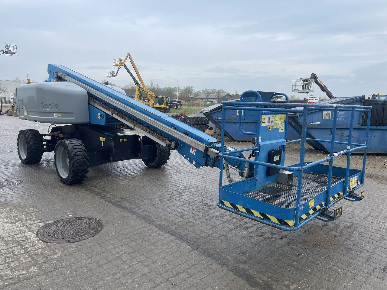 Genie S-60HC - Телескопічний підйомник: фото 5 Genie S-60HC - Телескопічний підйомник: фото 5