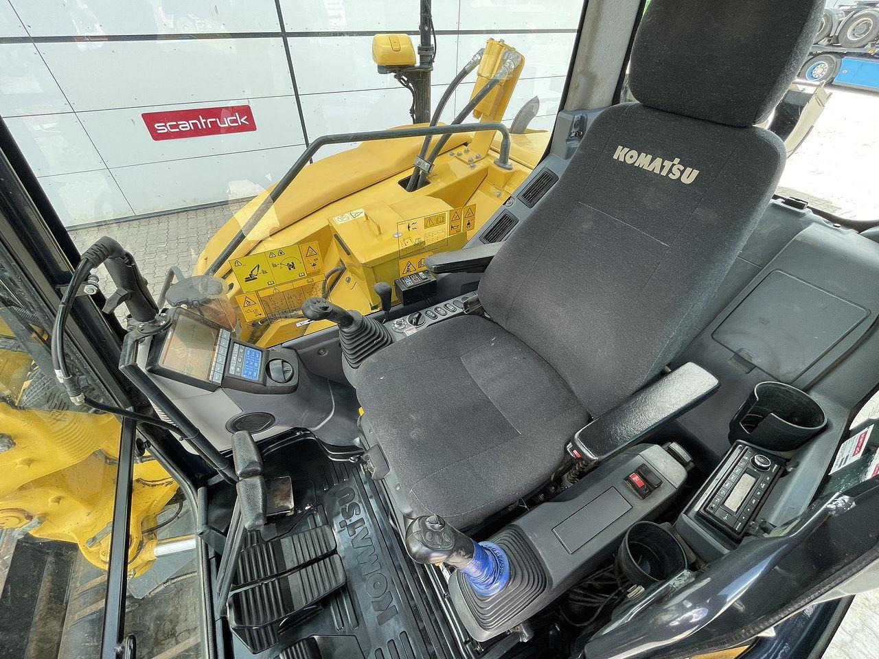 Komatsu PC88MR-10 - Міні-екскаватор: фото 3 Komatsu PC88MR-10 - Міні-екскаватор: фото 3