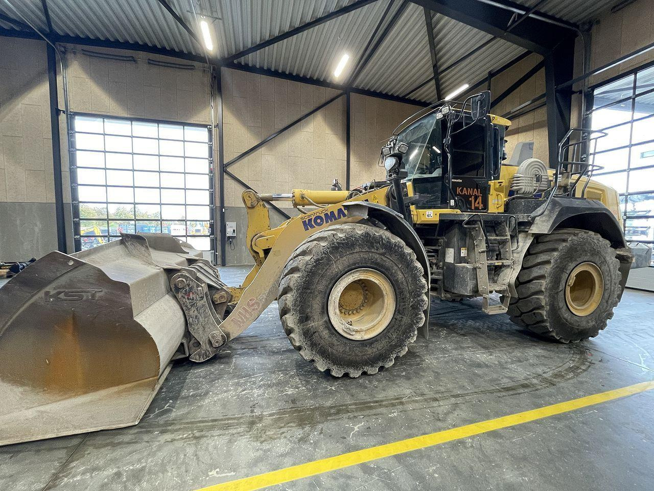 Komatsu WA475-10EO - Колісний навантажувач: фото 2 Komatsu WA475-10EO - Колісний навантажувач: фото 2