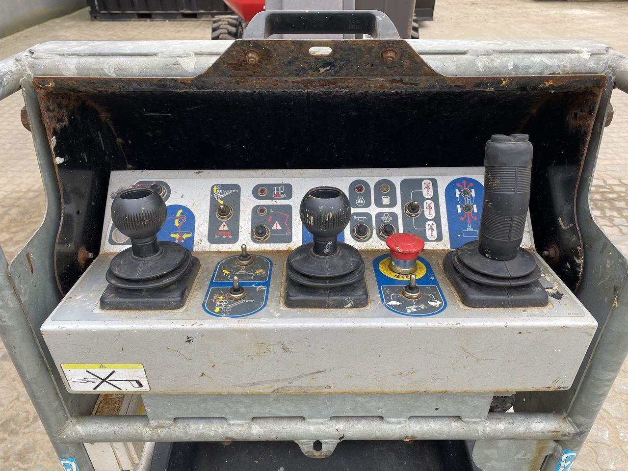 Manitou 160ATJ RC - Колінчастий підйомник: фото 3 Manitou 160ATJ RC - Колінчастий підйомник: фото 3