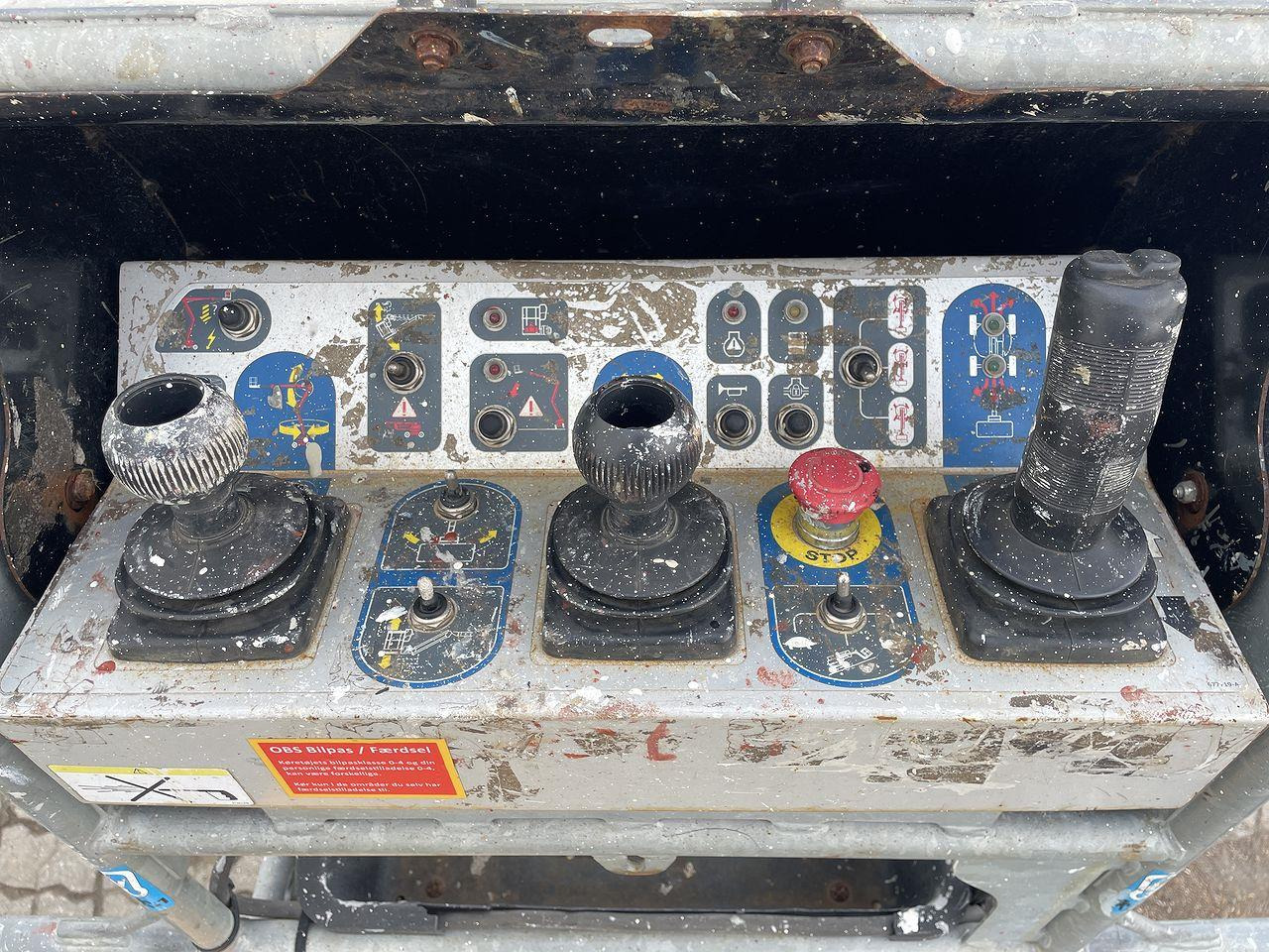 Manitou 160ATJ RC - Колінчастий підйомник: фото 3 Manitou 160ATJ RC - Колінчастий підйомник: фото 3