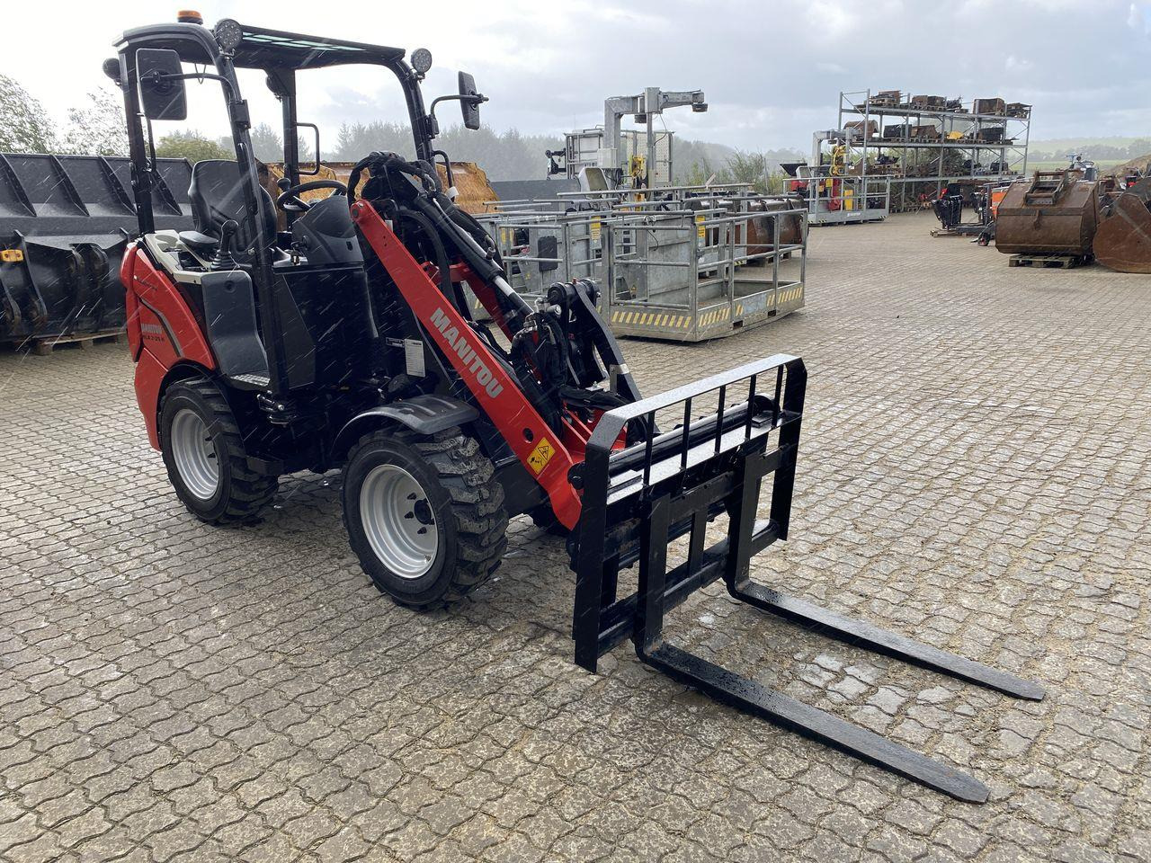 Manitou MLA 2-25H 4P - Компактний фронтальний навантажувач: фото 5 Manitou MLA 2-25H 4P - Компактний фронтальний навантажувач: фото 5