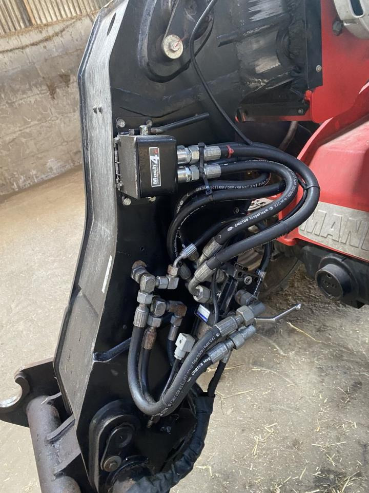 Manitou MLT735-120PS Elite - Навантажувач телескопічний: фото 4 Manitou MLT735-120PS Elite - Навантажувач телескопічний: фото 4