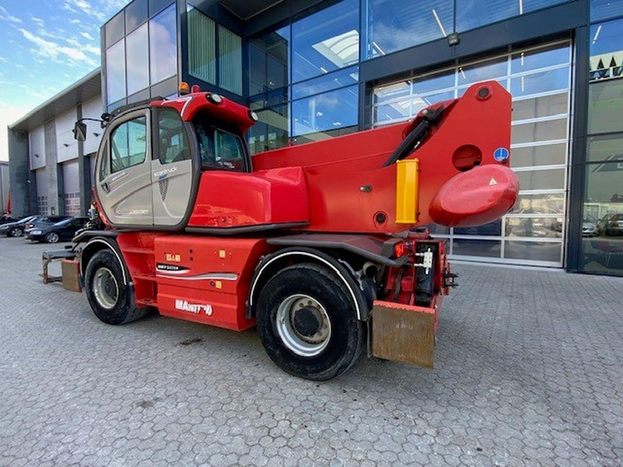 Manitou MRT2470 P+ - Навантажувач телескопічний: фото 2 Manitou MRT2470 P+ - Навантажувач телескопічний: фото 2
