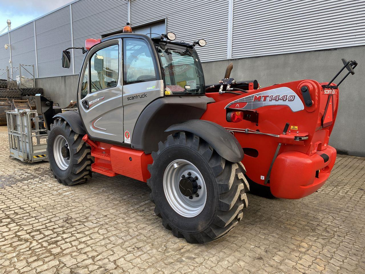 Manitou MT1440A ST3B - Навантажувач телескопічний: фото 2 Manitou MT1440A ST3B - Навантажувач телескопічний: фото 2