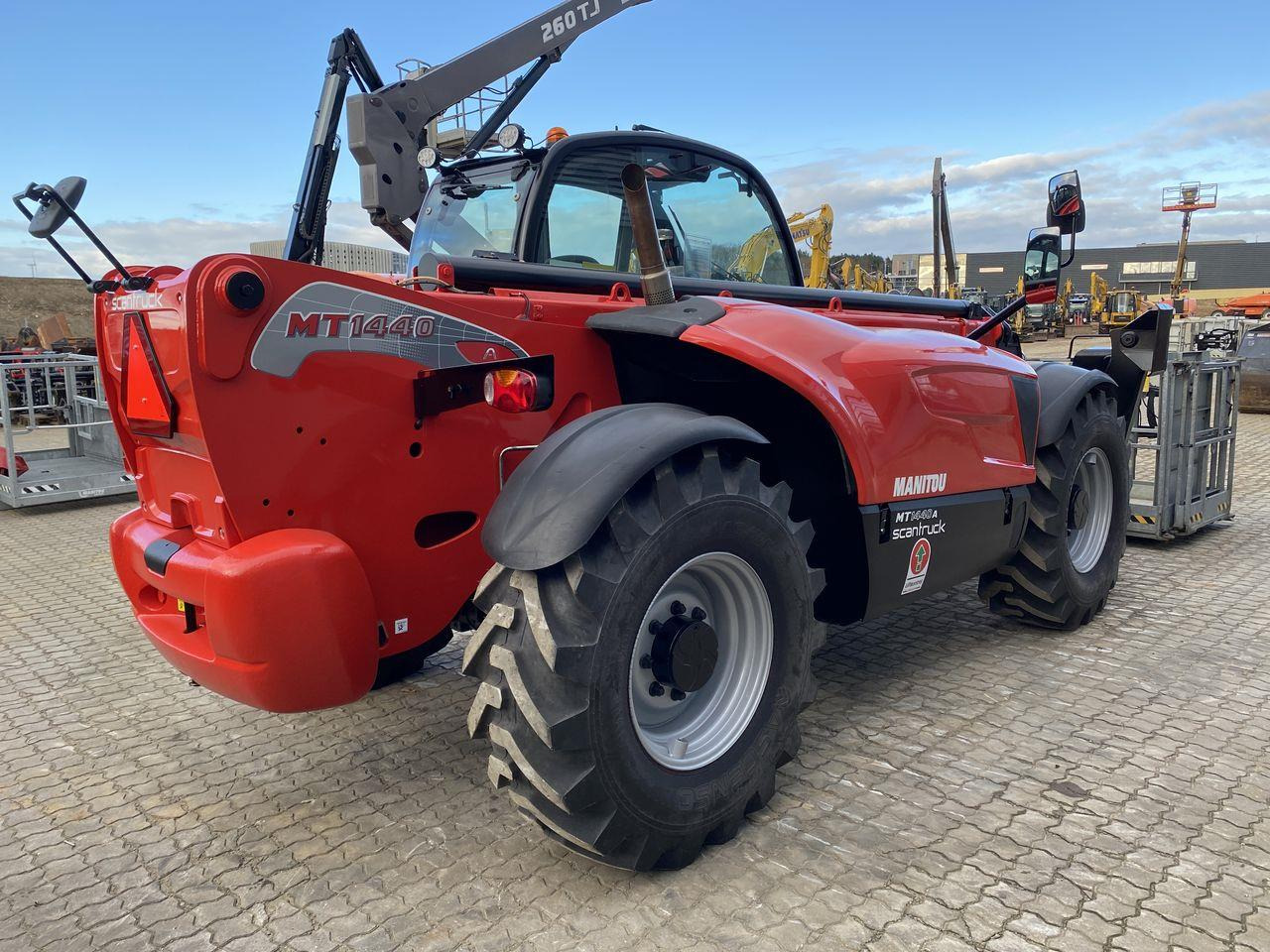 Manitou MT1440A ST3B - Навантажувач телескопічний: фото 4 Manitou MT1440A ST3B - Навантажувач телескопічний: фото 4