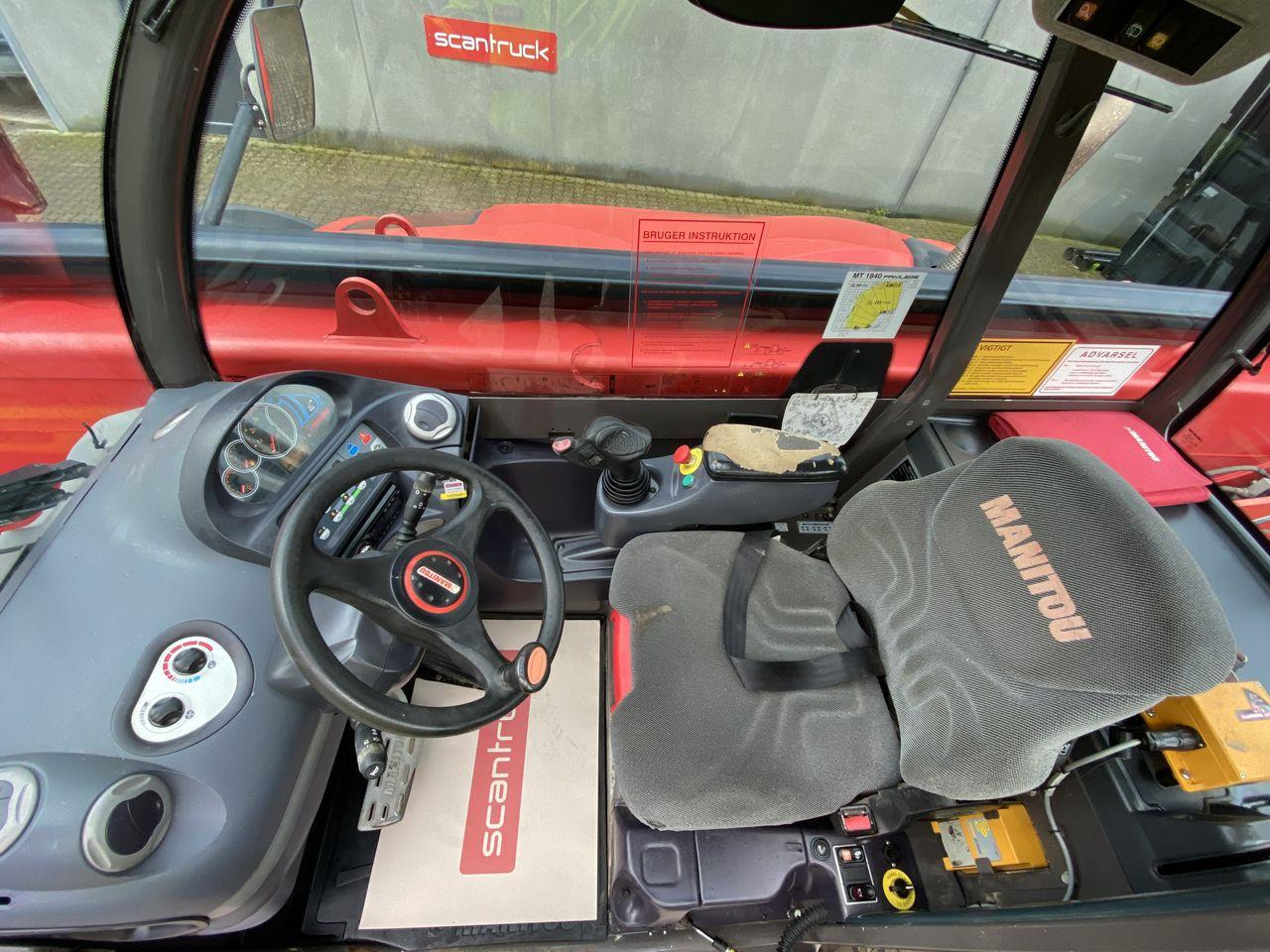 Manitou MT1840A ST3B - Навантажувач телескопічний: фото 3 Manitou MT1840A ST3B - Навантажувач телескопічний: фото 3