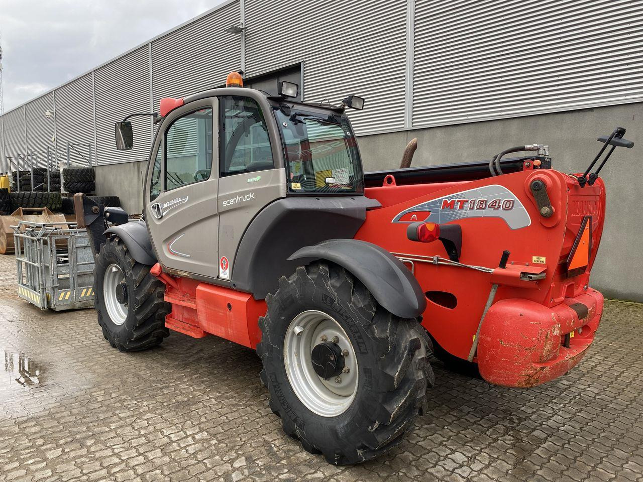 Manitou MT1840A ST3B - Навантажувач телескопічний: фото 2 Manitou MT1840A ST3B - Навантажувач телескопічний: фото 2