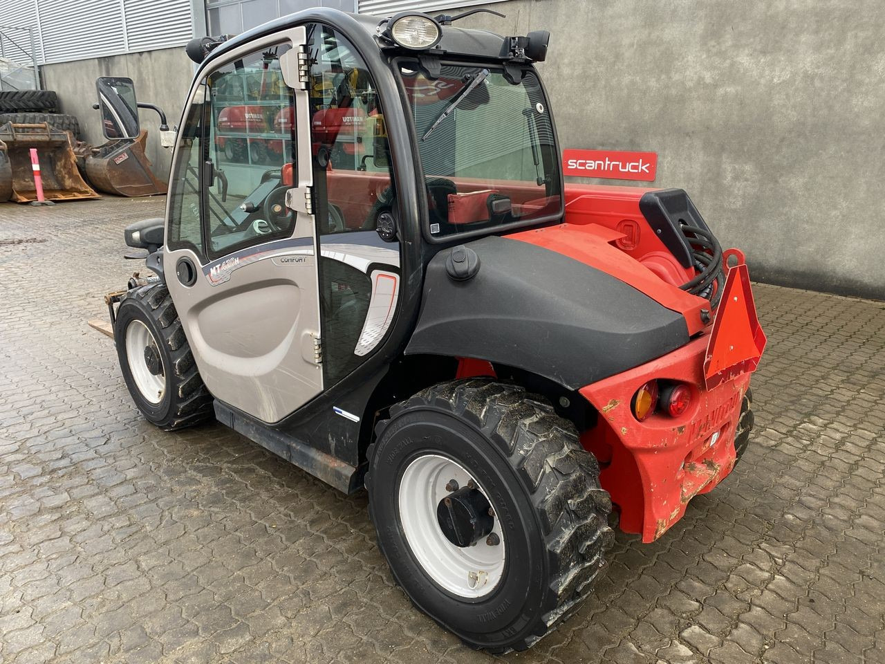 Manitou MT420H Comfort - Навантажувач телескопічний: фото 2 Manitou MT420H Comfort - Навантажувач телескопічний: фото 2