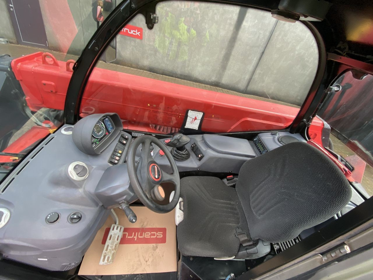 Manitou MT420H Comfort - Навантажувач телескопічний: фото 3 Manitou MT420H Comfort - Навантажувач телескопічний: фото 3