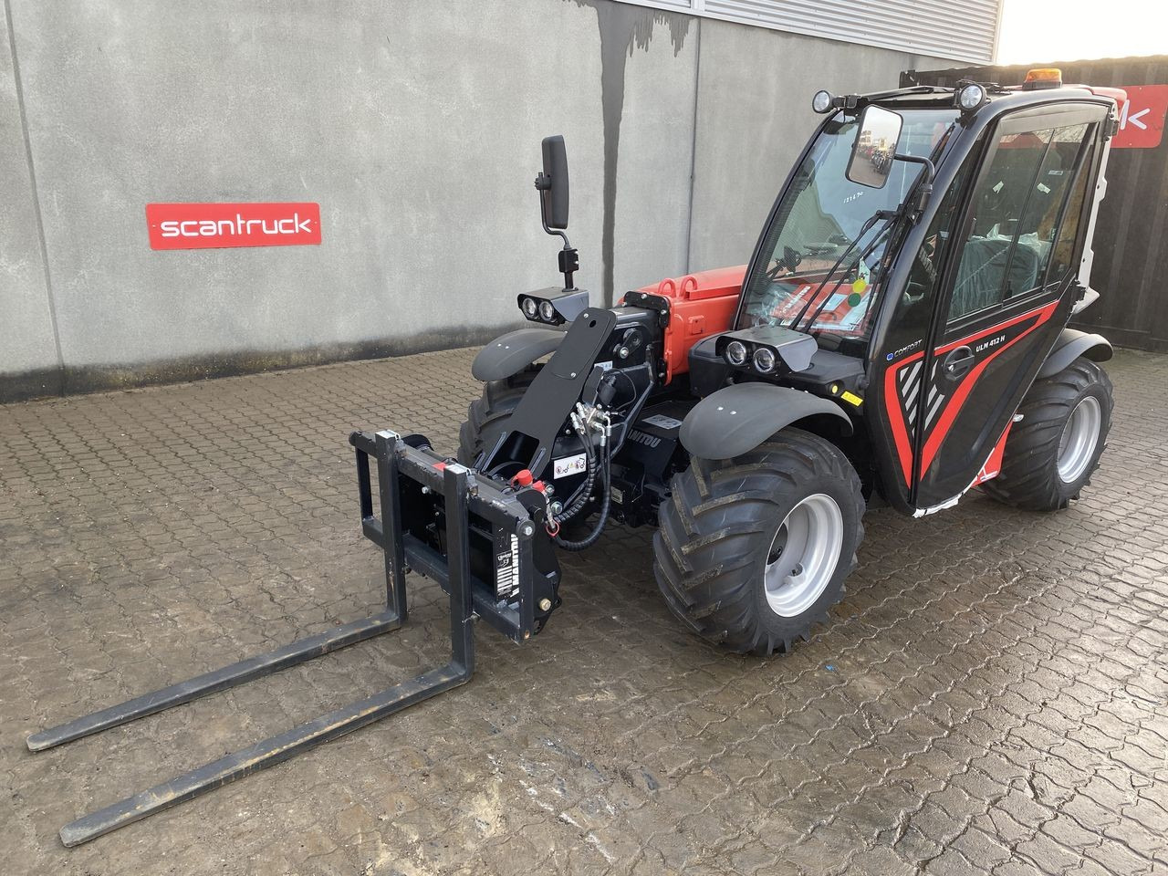 Manitou ULM412H Comfort ST5 - Навантажувач телескопічний: фото 1 Manitou ULM412H Comfort ST5 - Навантажувач телескопічний: фото 1