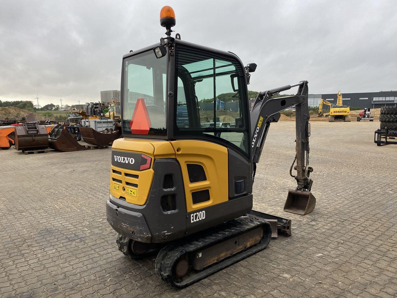 Volvo EC20D - Міні-екскаватор: фото 4 Volvo EC20D - Міні-екскаватор: фото 4