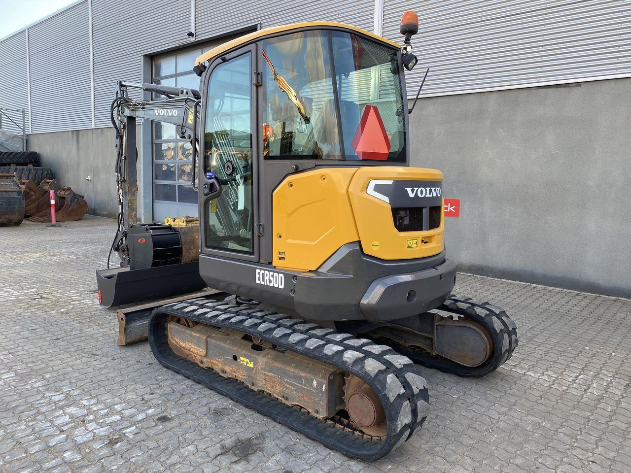 Volvo ECR50 - Міні-екскаватор: фото 2 Volvo ECR50 - Міні-екскаватор: фото 2