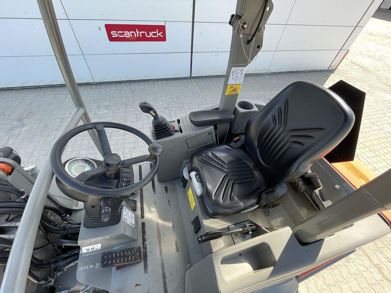 Weycor AR380 Agrar - Компактний фронтальний навантажувач: фото 3 Weycor AR380 Agrar - Компактний фронтальний навантажувач: фото 3