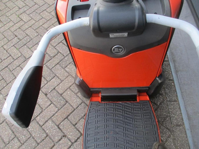 BT LPE200 - Візок: фото 5 BT LPE200 - Візок: фото 5