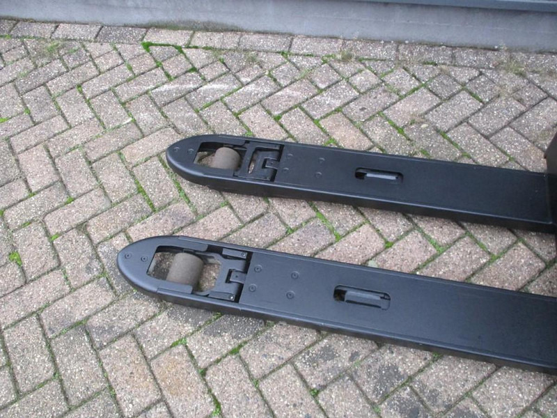 BT LPE200 - Візок: фото 5 BT LPE200 - Візок: фото 5