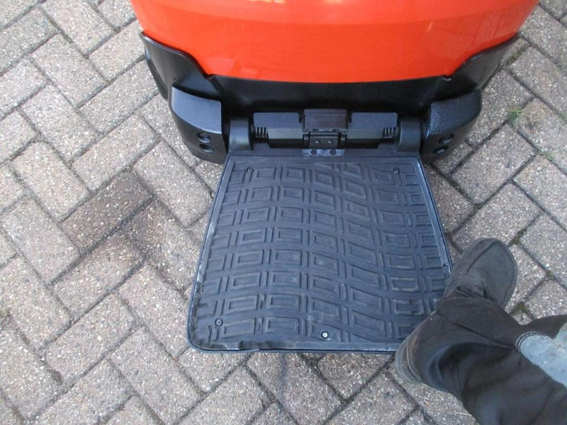 BT SWE 200D - Штабелер: фото 5 BT SWE 200D - Штабелер: фото 5