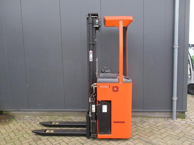 Rocla SST16 TREV 5400 - Штабелер: фото 1 Rocla SST16 TREV 5400 - Штабелер: фото 1