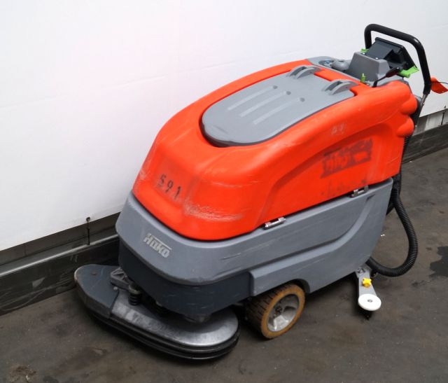 Hako Hakomatic B70 - Підлогомийна машина: фото 3 Hako Hakomatic B70 - Підлогомийна машина: фото 3