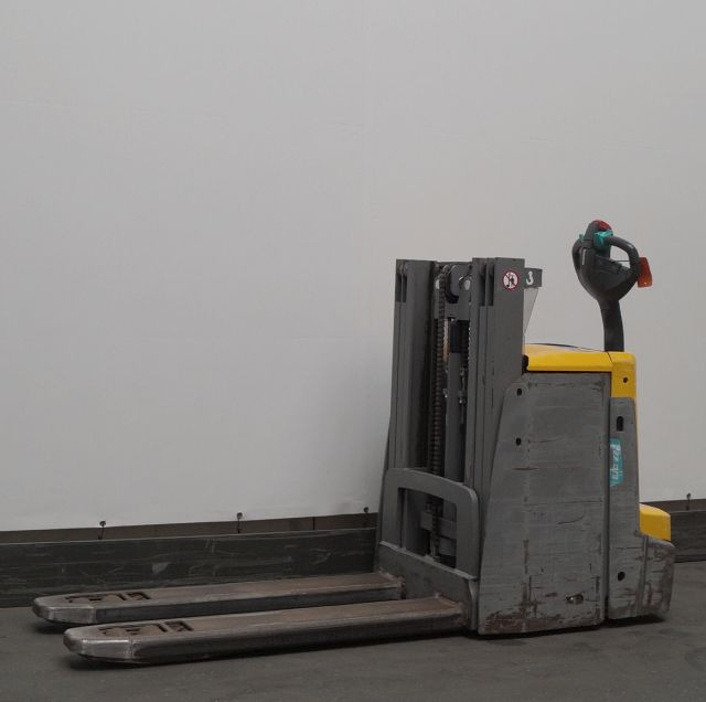 Jungheinrich EJD222 - Штабелер: фото 1 Jungheinrich EJD222 - Штабелер: фото 1