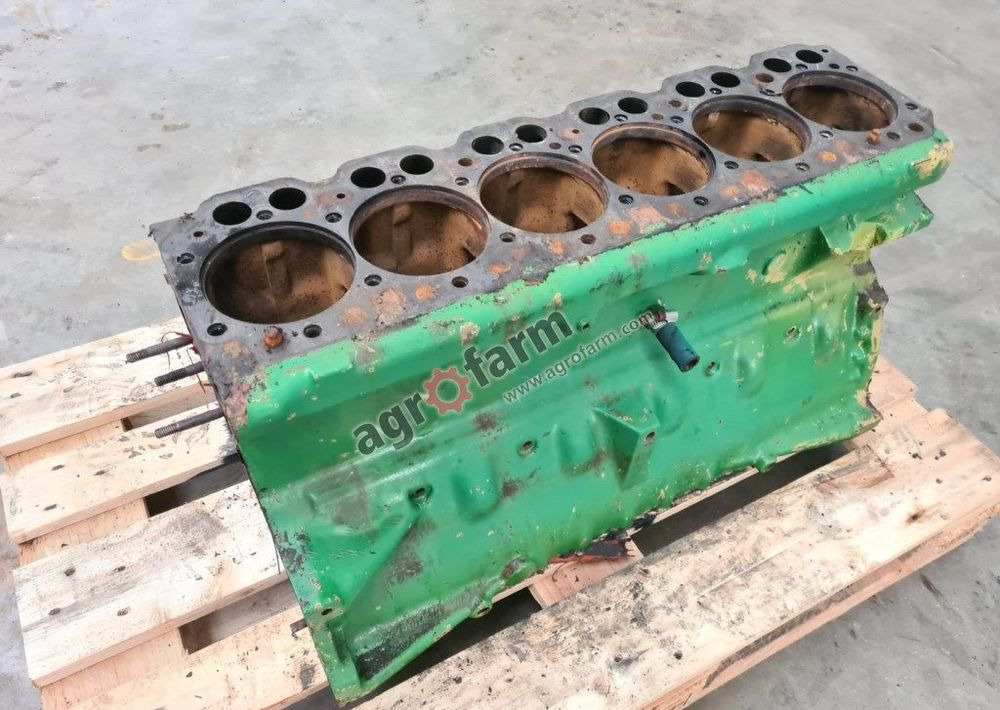 BLOK SILNIKA R72975 JOHN DEERE 4040 4240 4040S - Двигун в категорії Вантажівки: фото 2 BLOK SILNIKA R72975 JOHN DEERE 4040 4240 4040S - Двигун в категорії Вантажівки: фото 2