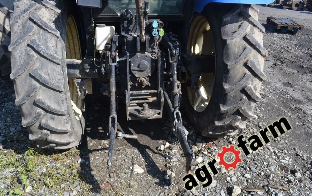 New Holland T5050 skrzynia silnik most obudowa piasta blok zawór - Коробка передач в категорії Сільськогосподарська техніка: фото 2 New Holland T5050 skrzynia silnik most obudowa piasta blok zawór - Коробка передач в категорії Сільськогосподарська техніка: фото 2