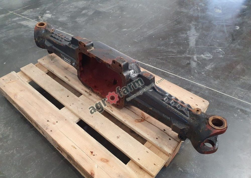 OBUDOWA MOSTU LANDINI CMAX POWERFARM 3652581R1 - Трансмісія: фото 1 OBUDOWA MOSTU LANDINI CMAX POWERFARM 3652581R1 - Трансмісія: фото 1