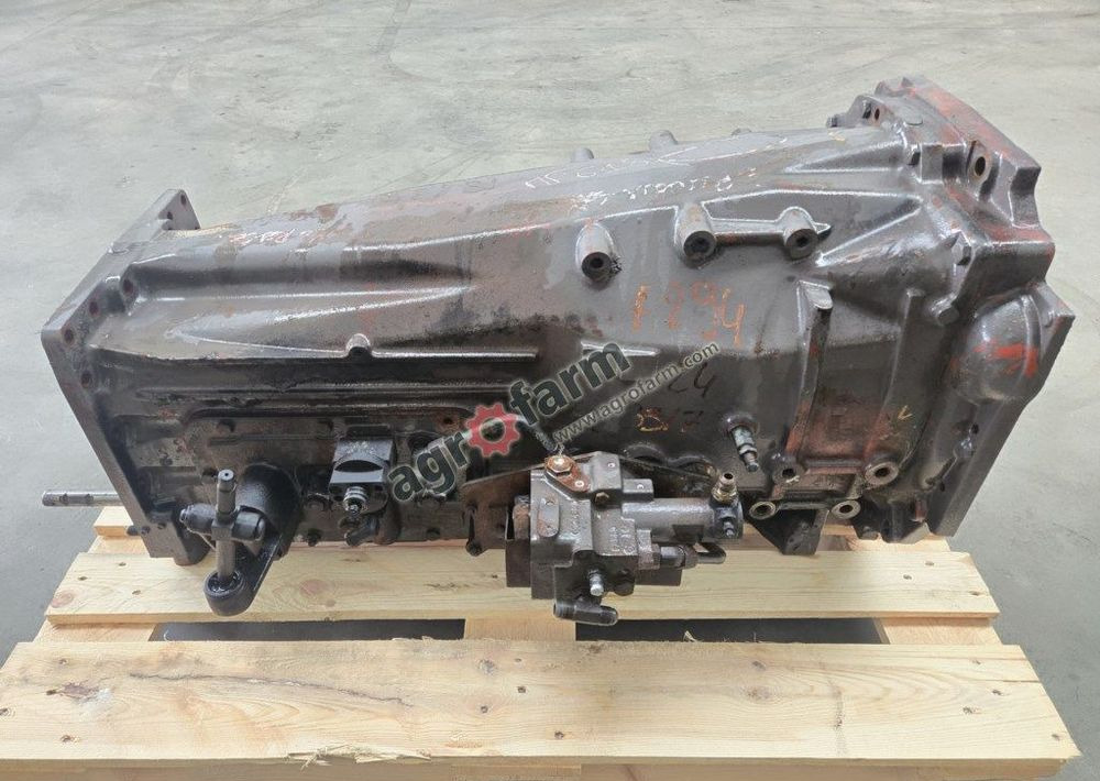 Skrzynia biegów Massey Ferguson 6180, Dynashift - Коробка передач: фото 1 Skrzynia biegów Massey Ferguson 6180, Dynashift - Коробка передач: фото 1