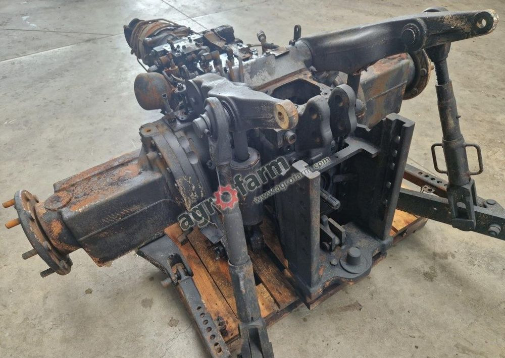 Skrzynia biegów, most tylny Valtra N174 H - Коробка передач: фото 3 Skrzynia biegów, most tylny Valtra N174 H - Коробка передач: фото 3