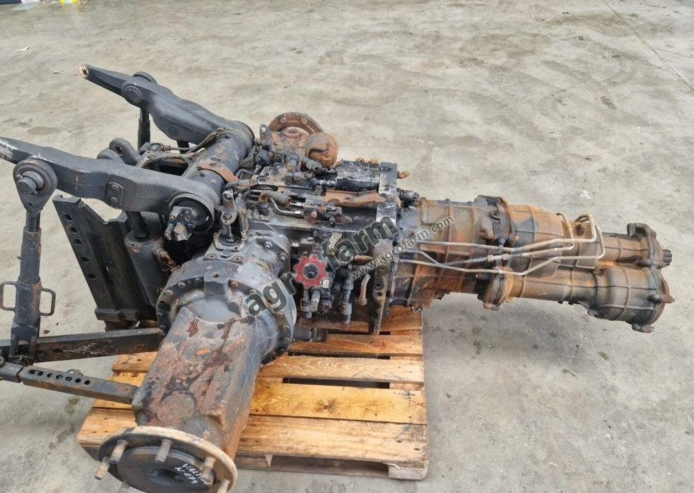 Skrzynia biegów, most tylny Valtra N174 H - Коробка передач: фото 1 Skrzynia biegów, most tylny Valtra N174 H - Коробка передач: фото 1