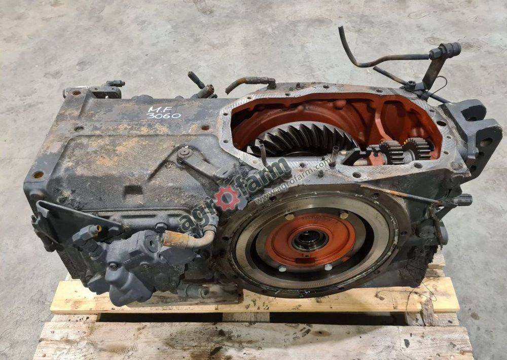 Tylny most Massey Ferguson 3080 3582429M1 - Коробка передач: фото 3 Tylny most Massey Ferguson 3080 3582429M1 - Коробка передач: фото 3