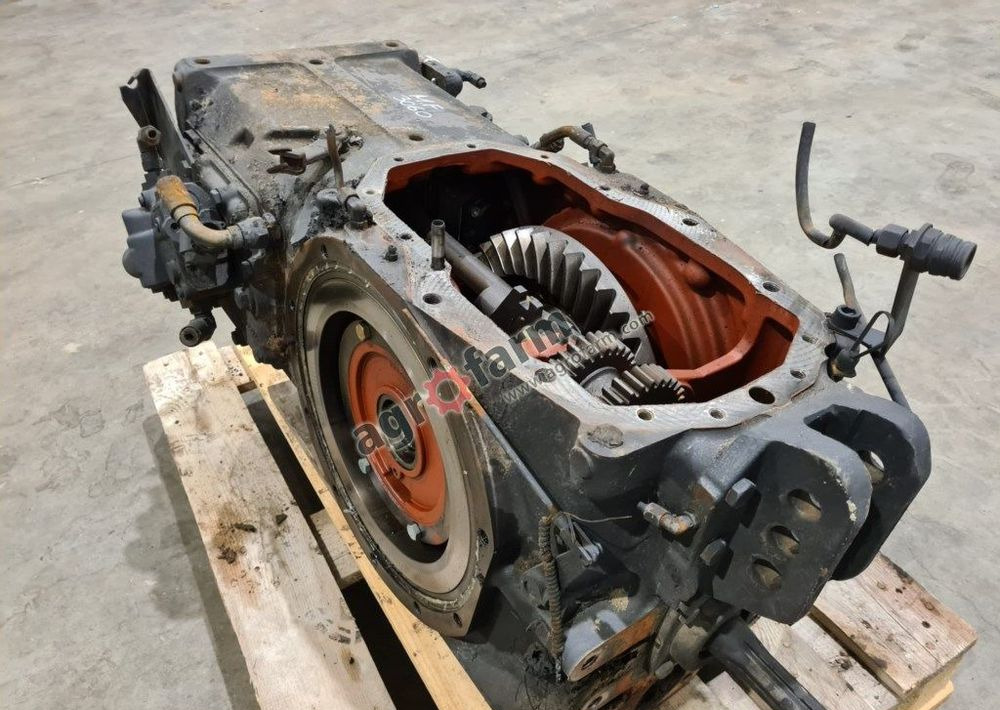 Tylny most Massey Ferguson 3080 3582429M1 - Коробка передач: фото 2 Tylny most Massey Ferguson 3080 3582429M1 - Коробка передач: фото 2