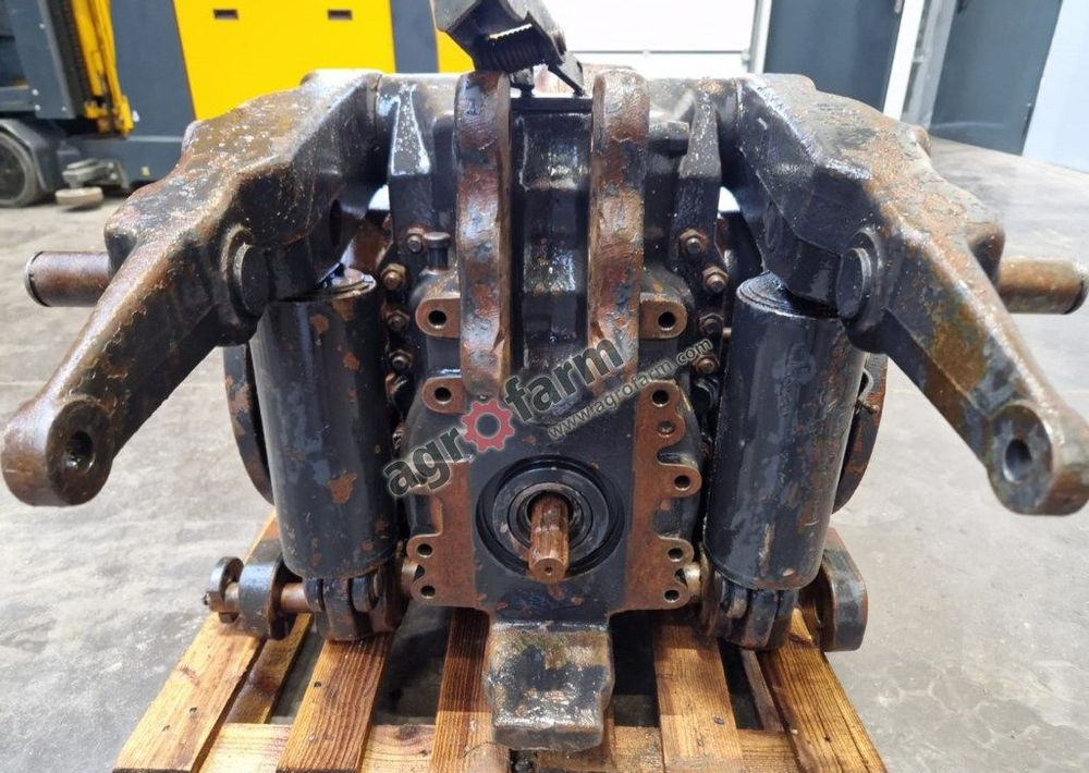 Tylny most Valtra 6400 - Коробка передач: фото 4 Tylny most Valtra 6400 - Коробка передач: фото 4