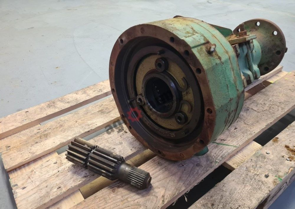 ZWOLNICA RH  L36707 JOHN DEERE 1640 2040 2140 - Трансмісія: фото 1 ZWOLNICA RH  L36707 JOHN DEERE 1640 2040 2140 - Трансмісія: фото 1