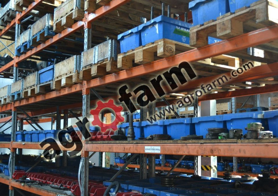 McCormick części używane skrzynia biegów most oś silnik zwolnica kabina koła - Запчастини в категорії Сільськогосподарська техніка: фото 3 McCormick części używane skrzynia biegów most oś silnik zwolnica kabina koła - Запчастини в категорії Сільськогосподарська техніка: фото 3