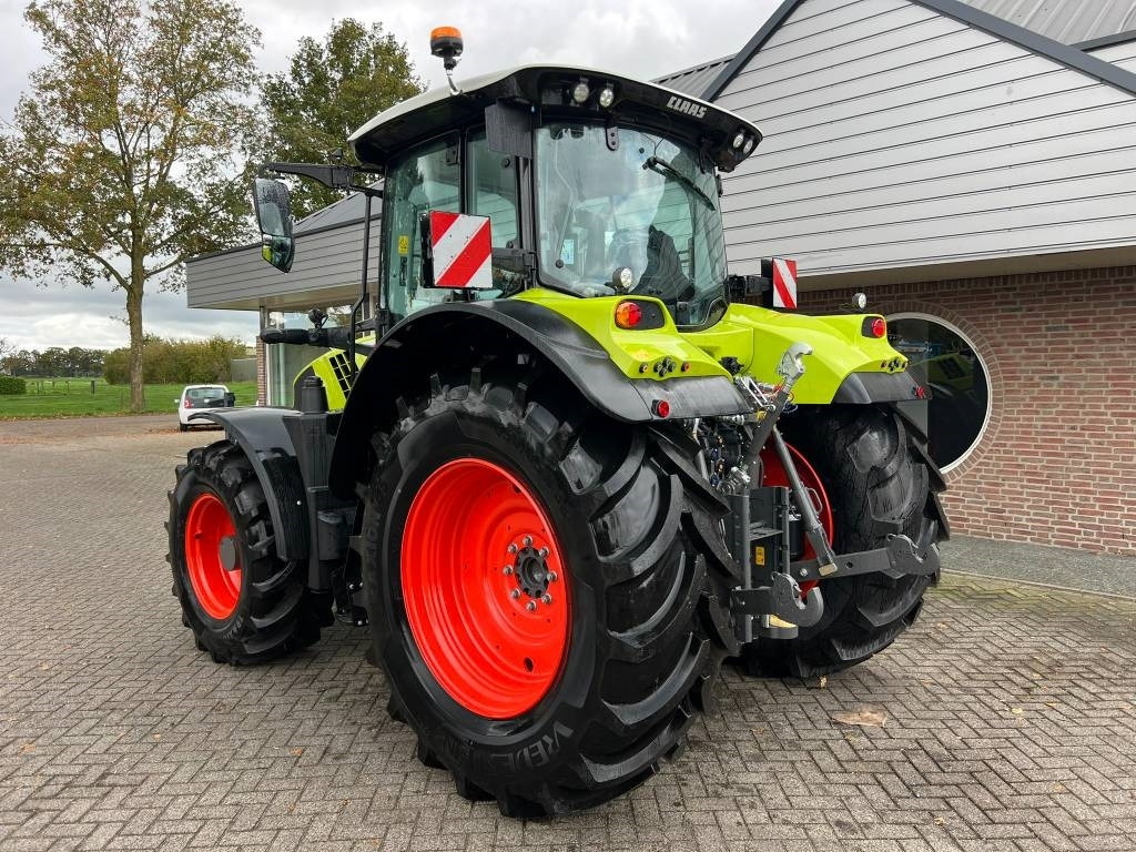Claas Arion 530 CIS+ - Трактор: фото 3 Claas Arion 530 CIS+ - Трактор: фото 3
