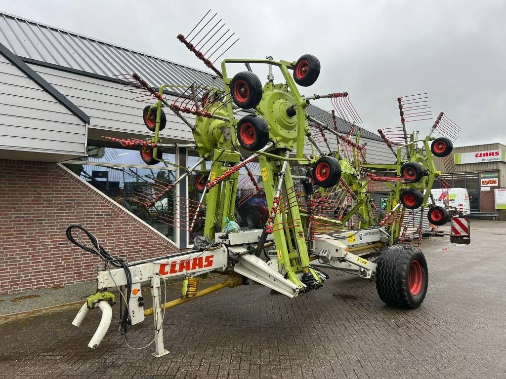 Claas Liner 3000 - Сіноворушилка: фото 1 Claas Liner 3000 - Сіноворушилка: фото 1
