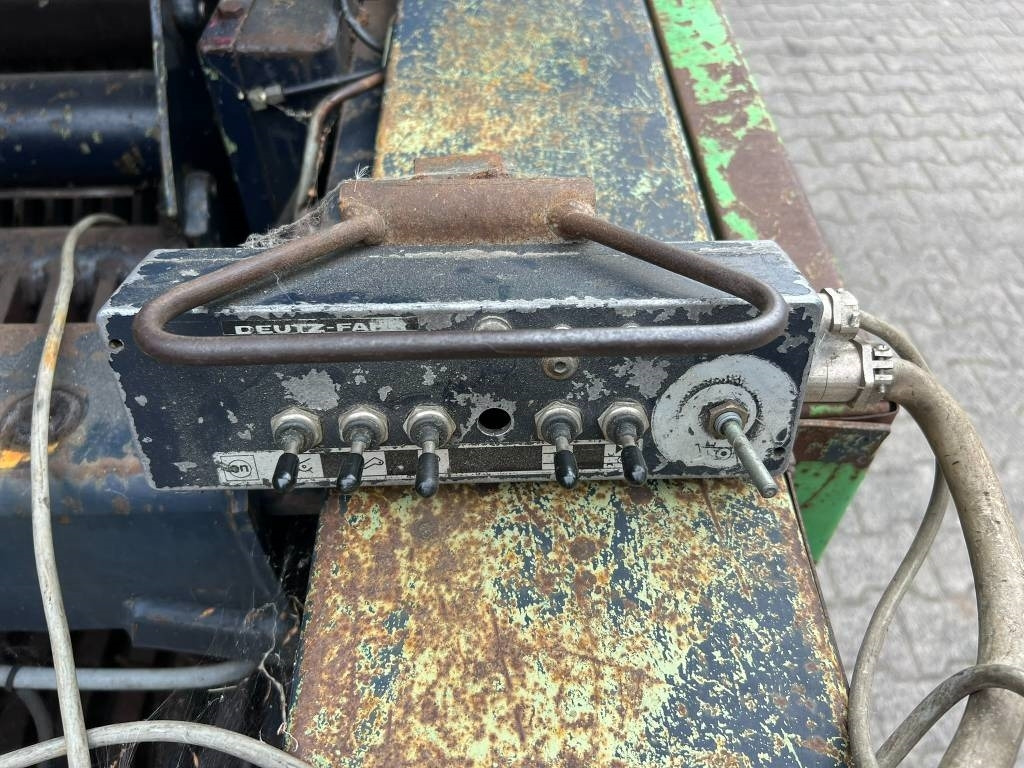 Самозавантажувальний причіп Deutz-fahr K6.47 opraapwagen: фото 9