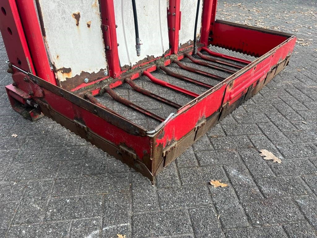 Trioliet TU 170 kuilvoersnijder - Техніка для тваринництва: фото 5 Trioliet TU 170 kuilvoersnijder - Техніка для тваринництва: фото 5