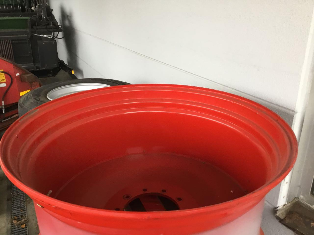 Felgen 23x42, Spur 2050mm , Fendt 900 - Колісний диск: фото 1 Felgen 23x42, Spur 2050mm , Fendt 900 - Колісний диск: фото 1