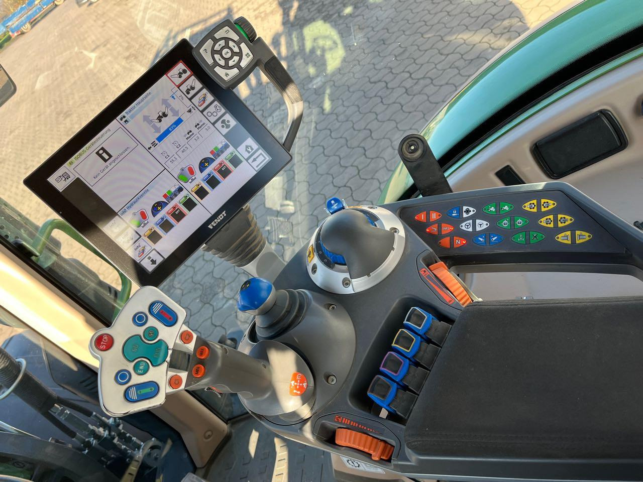 Fendt 722 Vario S4 ProfiPlus в лізинг Fendt 722 Vario S4 ProfiPlus: фото 9 Fendt 722 Vario S4 ProfiPlus в лізинг Fendt 722 Vario S4 ProfiPlus: фото 9