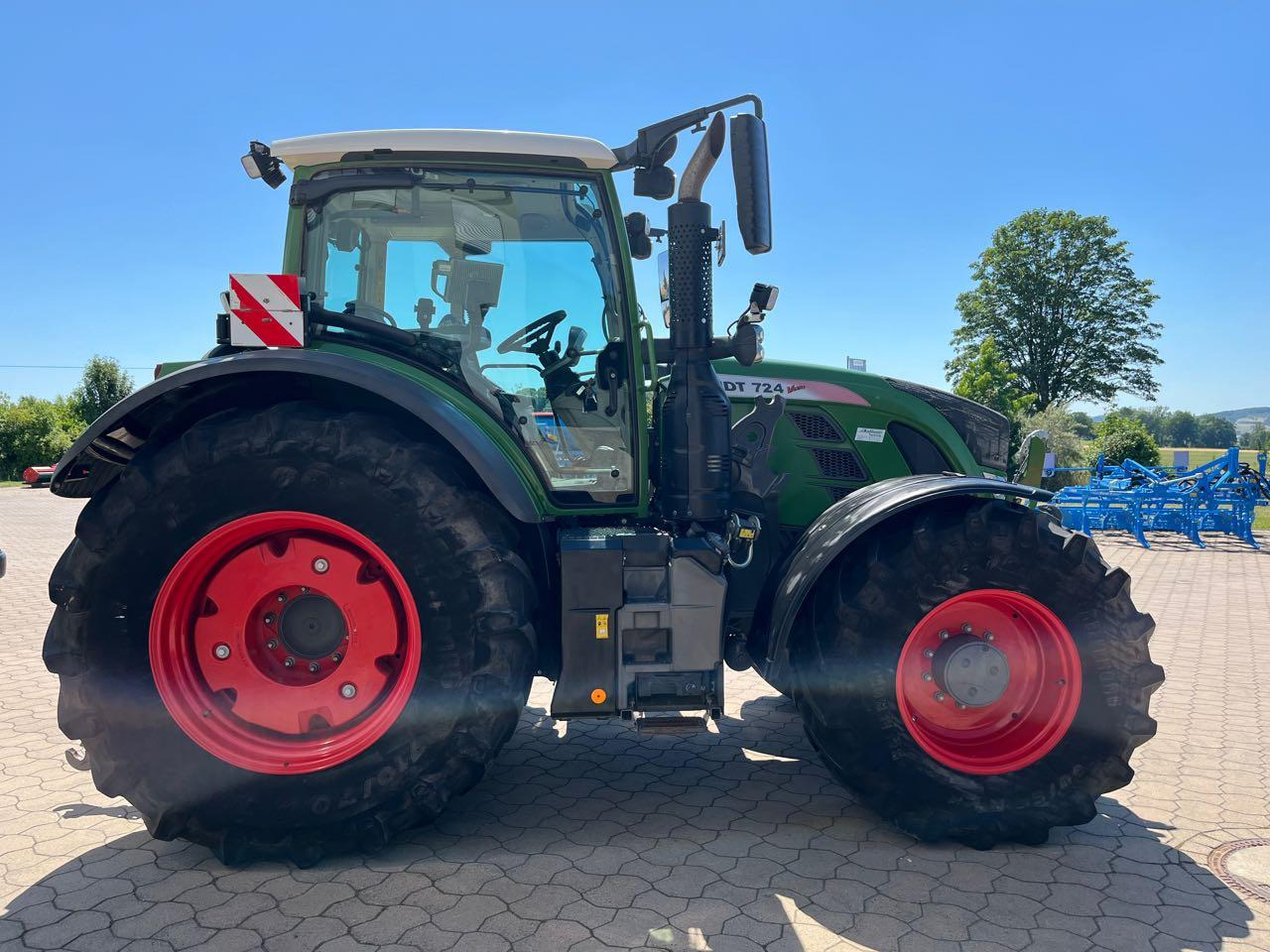 Fendt 724 Vario S4 - Трактор: фото 2 Fendt 724 Vario S4 - Трактор: фото 2